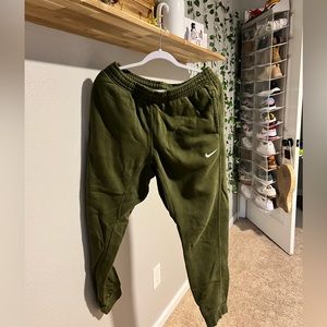 Green Nike Sweats - Size Large